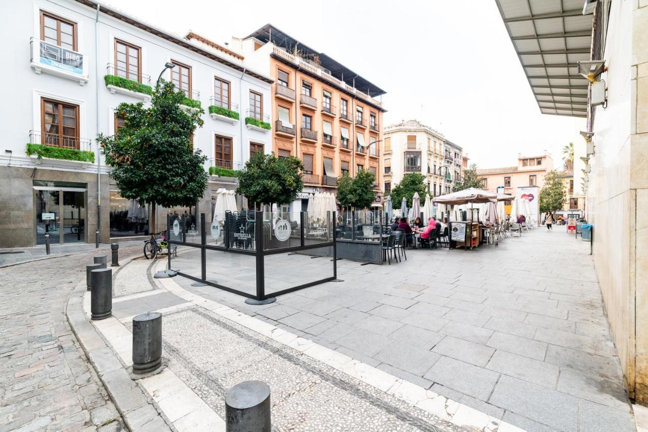 Piso Junto A Mercado De San Agustin Y Catedral En Granada Exterior photo